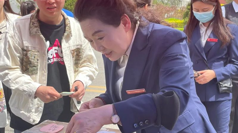 企业VI设计：深圳科技公司的品牌形象密码